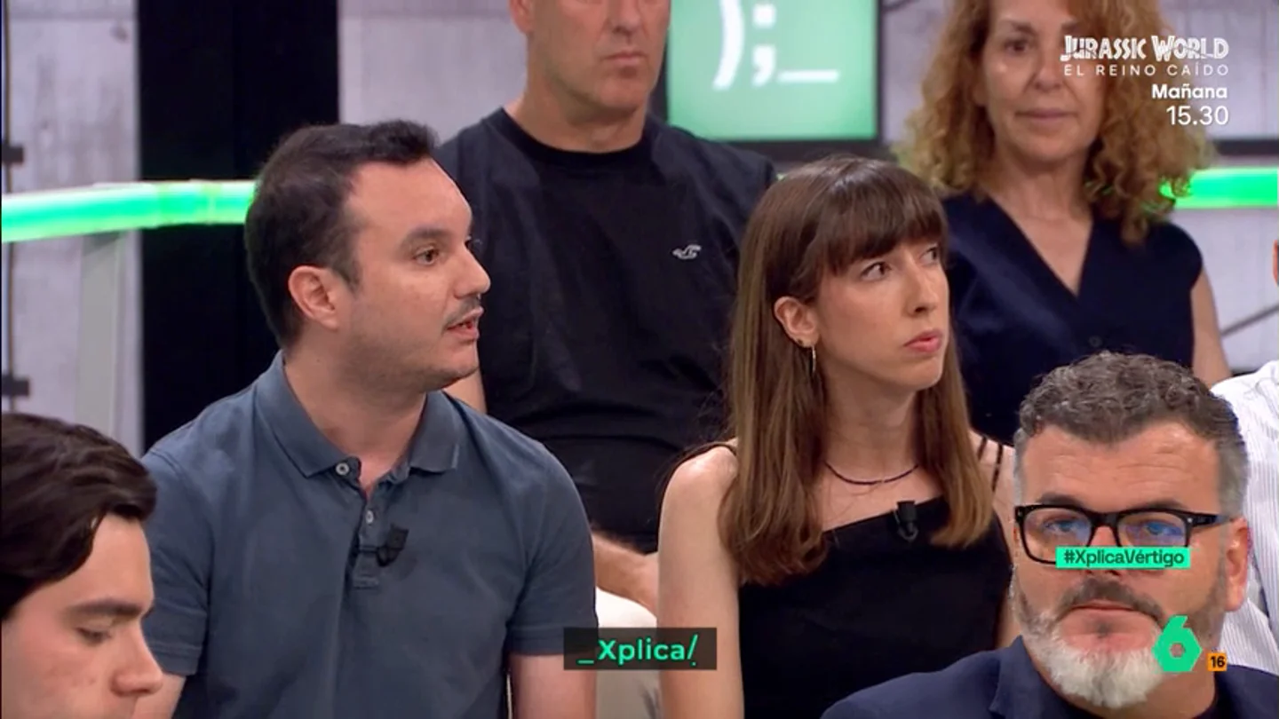 XPLICA La denuncia de dos trabajadores sobre el problema de la vivienda en Málaga: "Tenemos sueldos de 1.800 euros, pero los alquileres son más de 1.000" XPLICA La denuncia de dos trabajadores sobre el problema de la vivienda en Málaga: "Tenemos sueldos de 1.800 euros, pero los alquileres son más de 1.000"