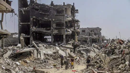 Imagen de un bombardeo israelí contra una vivienda en la Franja de Gaza Imagen de un bombardeo israelí contra una vivienda en la Franja de Gaza