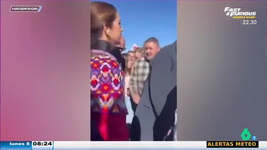 El susto de Mary de Dinamarca en Groenlandia: la reina sufre el atropello de una moto El susto de Mary de Dinamarca en Groenlandia: la reina sufre el atropello de una moto