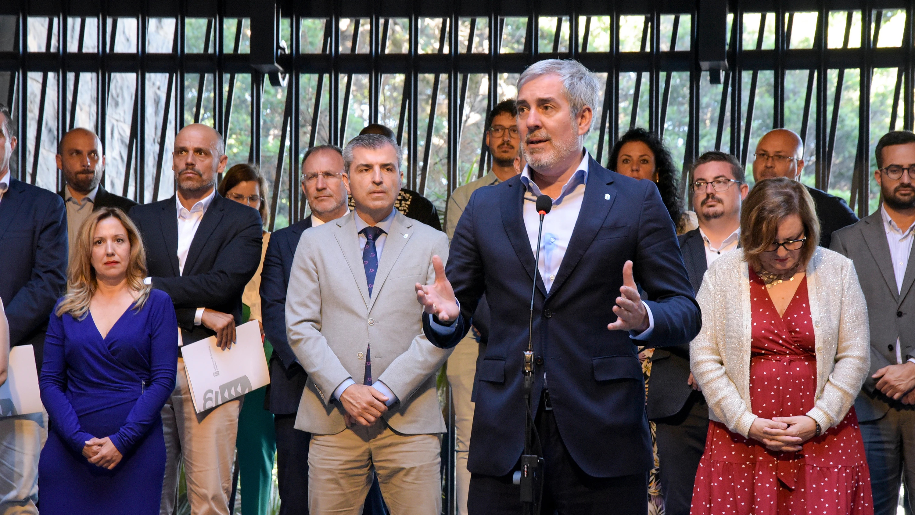 El Presidente del Gobierno de Canarias, Fernando Clavijo comparece tras la reunión mantenida entre el ejecutivo, la FECAM y las entidades del 3º sector en torno a la reforma de Ley de Extranjería 