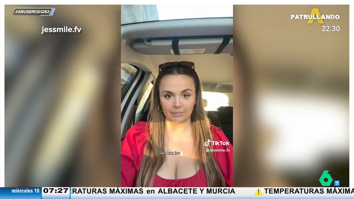 Una joven minusválida conciencia sobre el uso de los baños de discapacitados tras un percance con dos influencers Una joven minusválida conciencia sobre el uso de los baños de discapacitados tras un percance con dos influencers