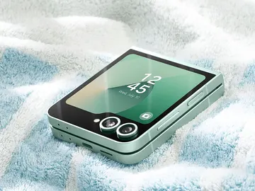 Samsung Galaxy Z Flip 6 Samsung Galaxy Z Flip 6