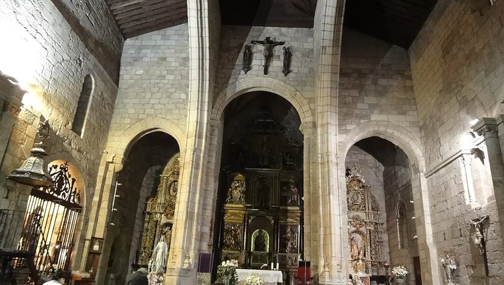 Interior de la iglesia de San Juan de Puerta Nueva
