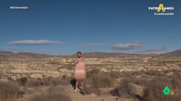 Isma Juárez se desnuda en el pueblo que ha publicado un calendario nudista
