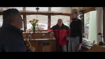 Una pareja enseña el barco de 400.000 euros en el que viven a Jalis de la Serna: &quot;Sale más barato que un apartamento&quot;