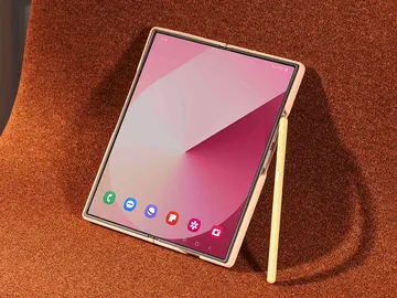 Samsung Galaxy Z Fold 6 Samsung Galaxy Z Fold 6