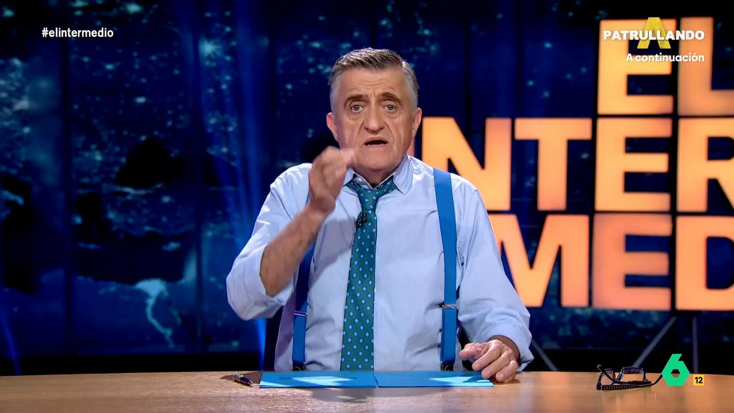 Wyoming explica la guerra civil a Vox con 'Star Wars': "Franco es Darth Vather pero con la voz más graciosa" Wyoming explica la guerra civil a Vox con 'Star Wars': "Franco es Darth Vather pero con la voz más graciosa"