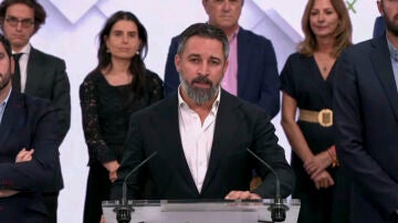 El líder de Vox, Santiago Abascal, anuncia que el Comité Ejecutivo Nacional de Vox ha acordado este jueves salir de todos los gobiernos autonómicos 
