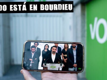 El líder de Vox, Santiago Abascal anuncia la ruptura de los pactos con el PP desde su sede, este 11 de julio.