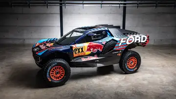 La Ford Raptor T1+ de Carlos Sainz y Nani Roma para el Dakar se presenta