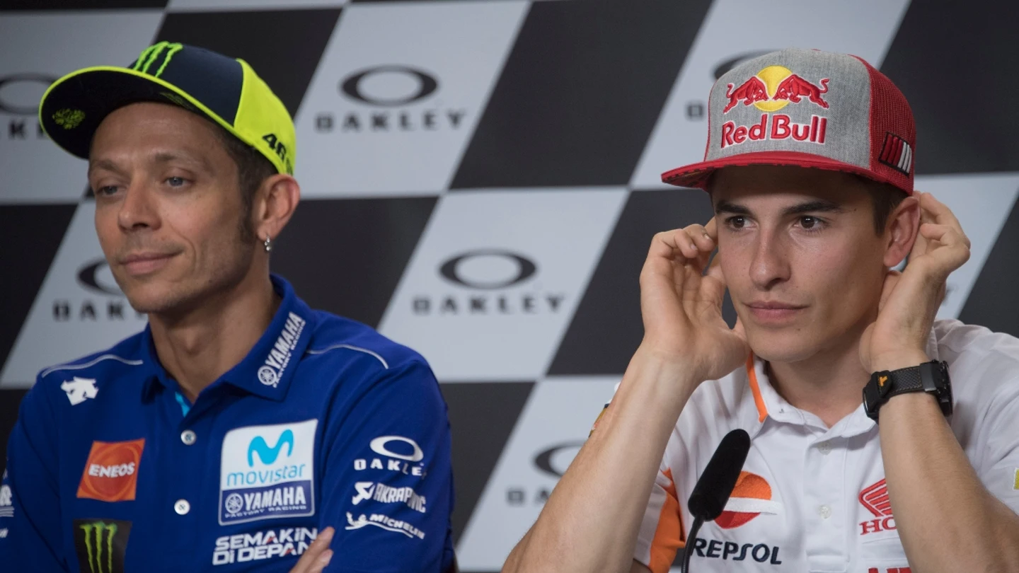 Marc Márquez, con Valentino Rossi Marc Márquez, con Valentino Rossi