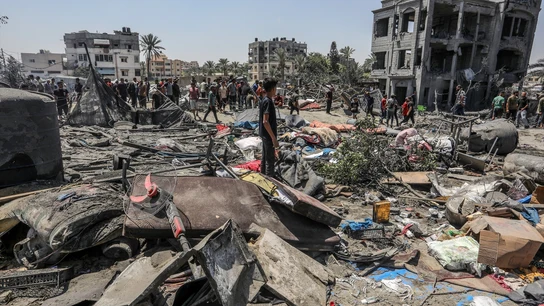Las consecuencias del ataque israelí en el campamento de Al Mawasi Las consecuencias del ataque israelí en el campamento de Al Mawasi