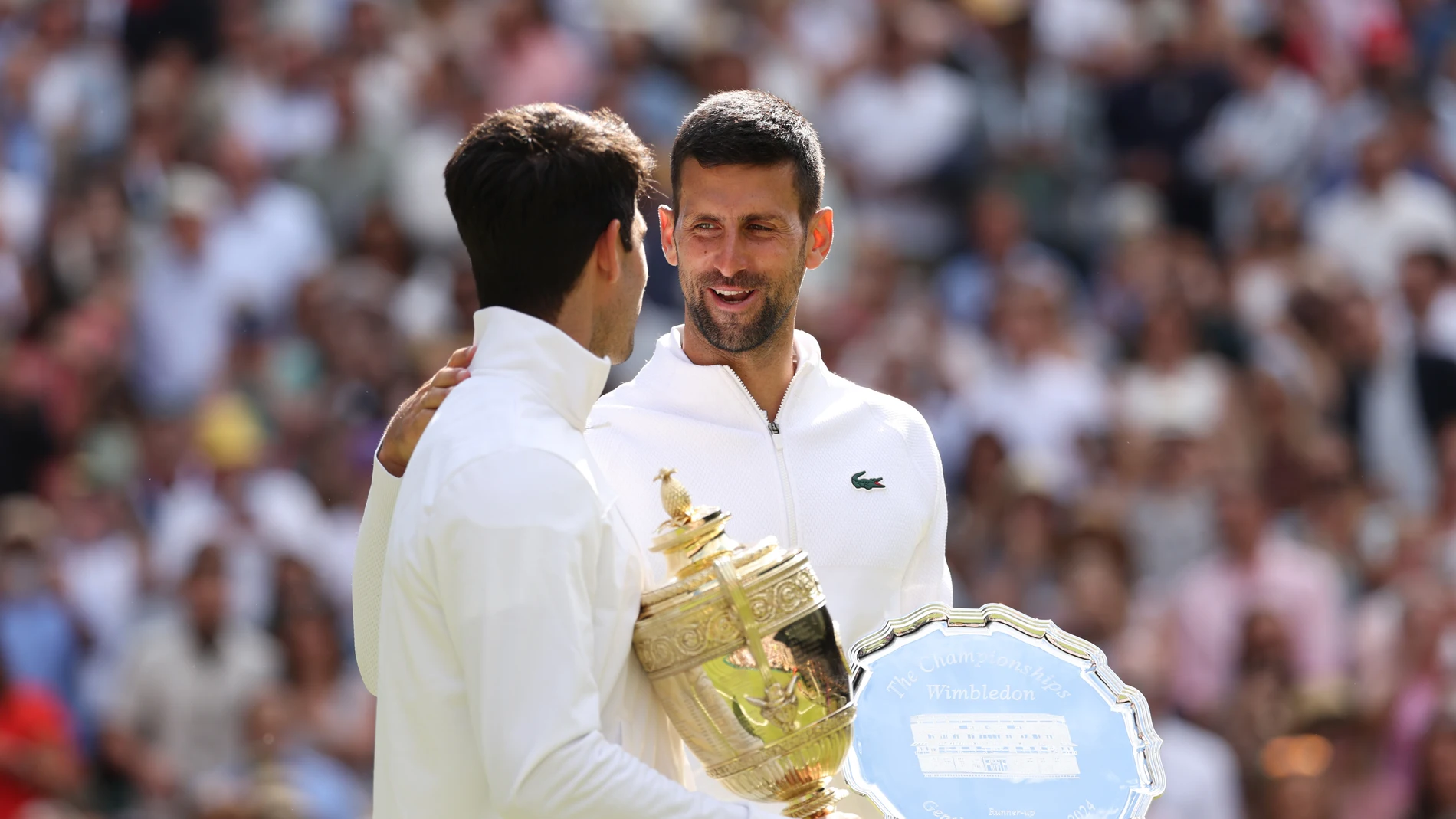 Carlos Alcaraz y Novak Djokovic, en Wimbledon