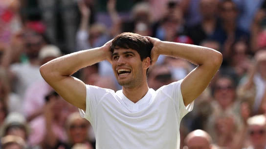 Carlos Alcaraz celebra Wimbledon Carlos Alcaraz celebra Wimbledon