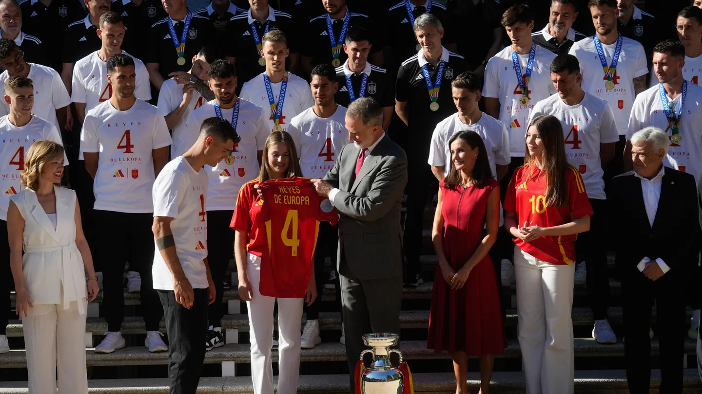Los reyes reciben a la Selección Los reyes reciben a la Selección