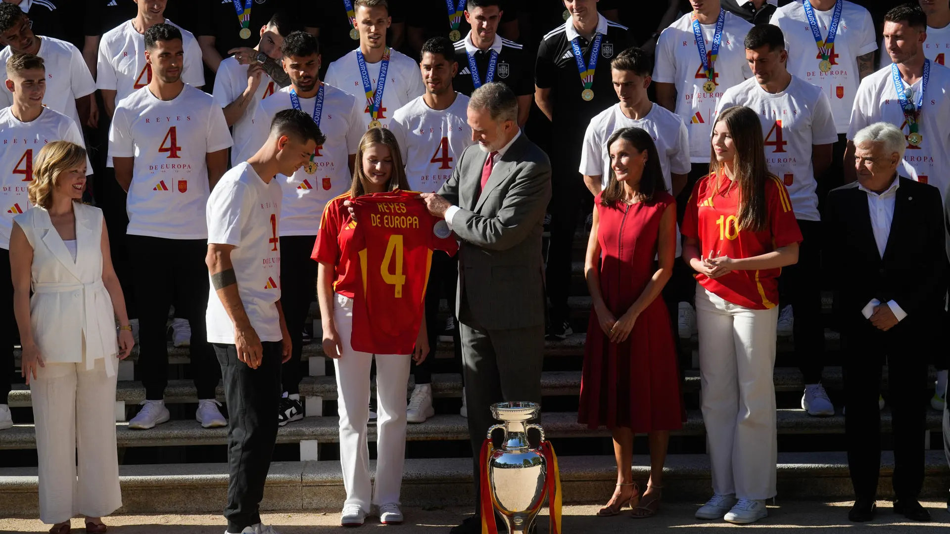 Los reyes reciben a la Selección