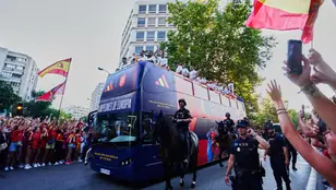 El bus de la Selección, en las calles de Madrid