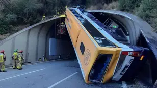 Accidente de autobús en la C-32 en Barcelona