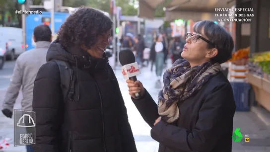 Así explica una mujer de barrio obrero por qué solo tiene ahorrados 20 euros: "Lo intento, pero luego viene el gas, la luz..." Así explica una mujer de barrio obrero por qué solo tiene ahorrados 20 euros: "Lo intento, pero luego viene el gas, la luz..."