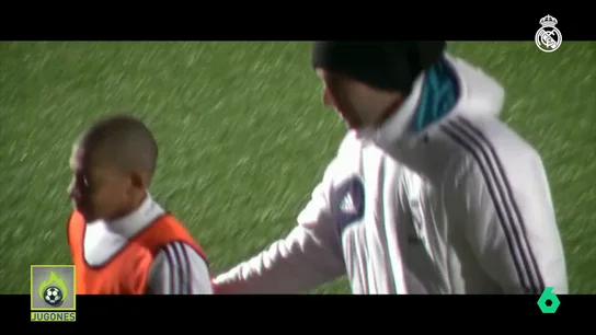 pequeño mbappe pequeño mbappe