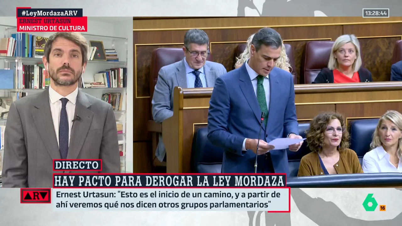 ARV- Urtasun, sobre la ley de publicidad institucional: "Tenemos que reflexionar sobre si es lógico que subvencione bulos"