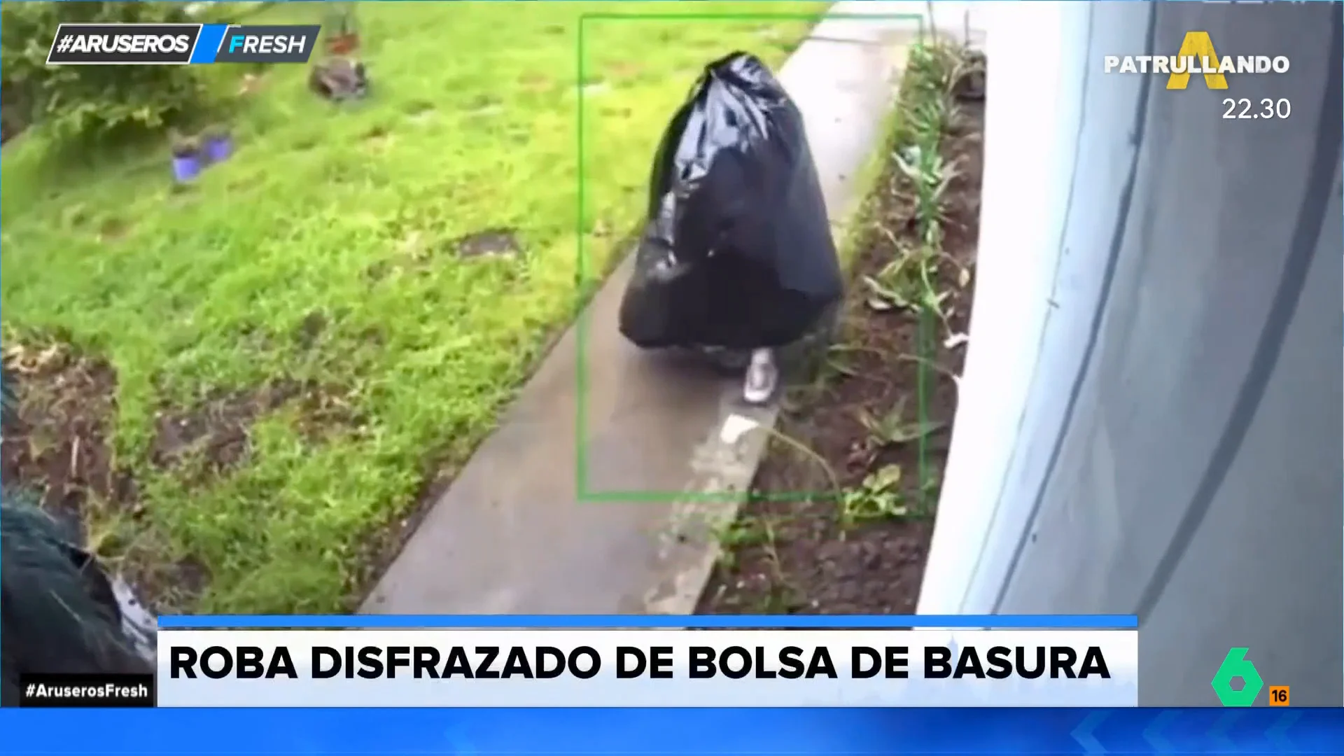 Un ladrón metido en una bolsa de basura se sale con la suya: las cámaras le graban, pero no se ve su cara