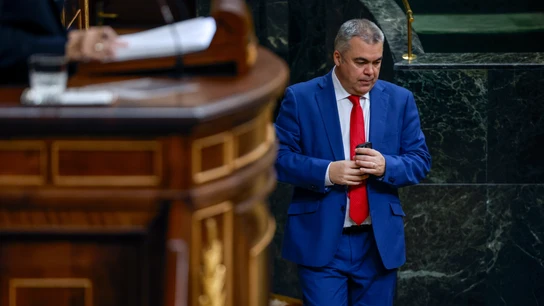 El diputado socialista Santos Cerdán durante el pleno del Congreso, este jueves. El diputado socialista Santos Cerdán durante el pleno del Congreso, este jueves.