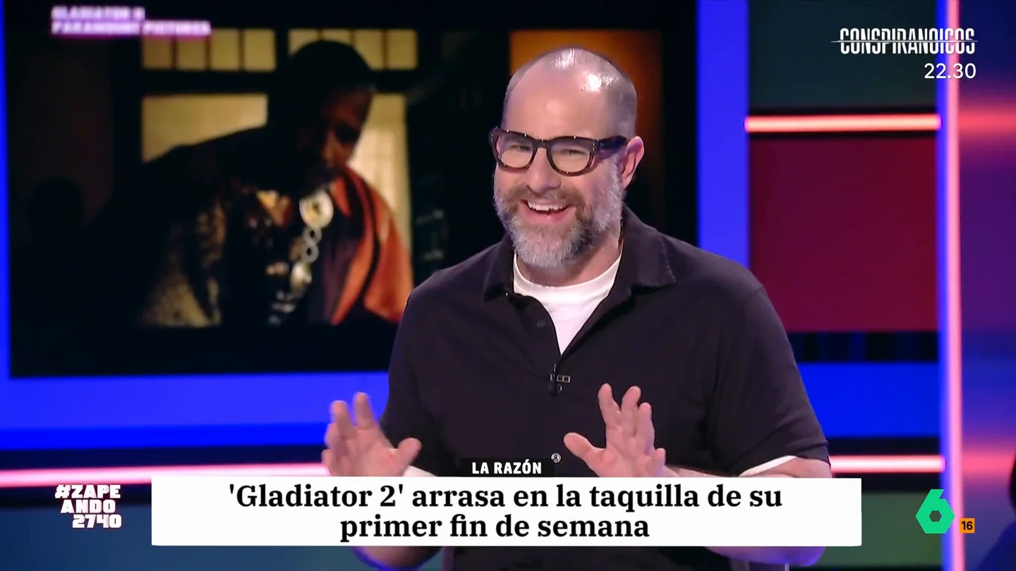 ¿Va a desbancar 'Wicked' a 'Gladiator 2' en taquilla?: "Querían volver repetir el fenómeno 'Barbenheimer'" Como apunta Alberto Rey, ambas superproducciones compiten en taquilla al igual que, en su momento, lo hicieron 'Barbie' y 'Oppenheimer'. ¿Conseguirá el musical situarse a la cabeza por delante de la película de Ridley Scott?
