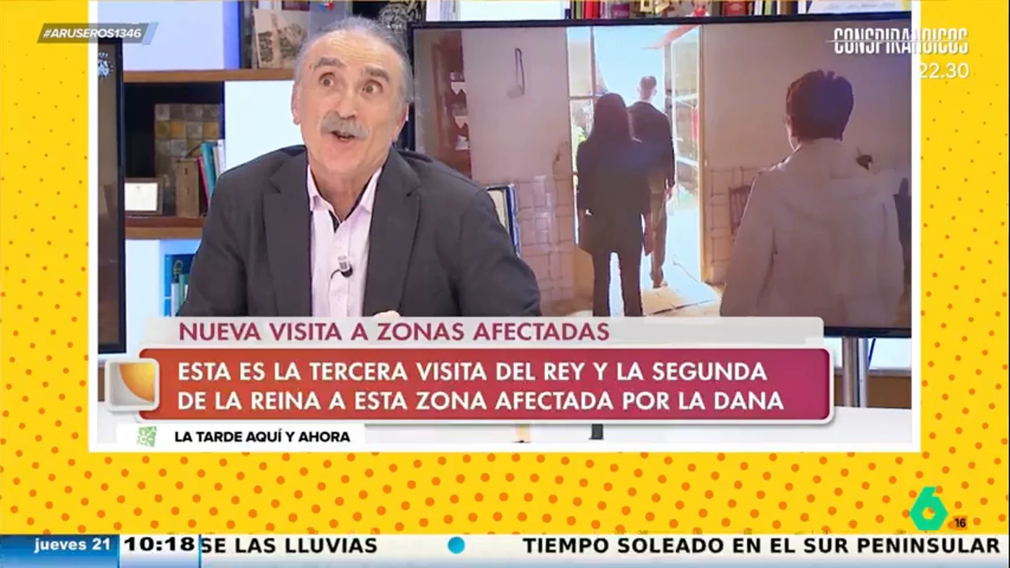 Juan y Medio, a la "discreta" visita de los reyes: "14 helicópteros, 10.000 policías, pero que nadie se entere" Juan y Medio, a la "discreta" visita de los reyes: "14 helicópteros, 10.000 policías, pero que nadie se entere"