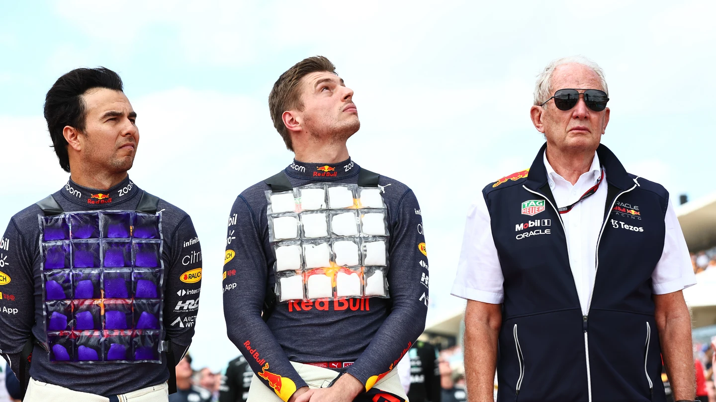 'Checo' Pérez, Max Verstappen y Helmut Marko 'Checo' Pérez, Max Verstappen y Helmut Marko