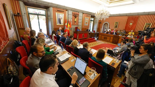 Sesión plenaria en el Ayuntamiento de Burgos, a 22 de noviembre de 2024, en Burgos, Castilla y León (España). Sesión plenaria en el Ayuntamiento de Burgos, a 22 de noviembre de 2024, en Burgos, Castilla y León (España).