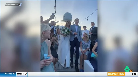 La emotiva reacción de un padre que perdió a su hija por el cáncer al acudir a la boda de su exyerno La emotiva reacción de un padre que perdió a su hija por el cáncer al acudir a la boda de su exyerno