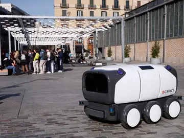 Sale a prueba un robot para repartir paquetes Sale a prueba un robot para repartir paquetes