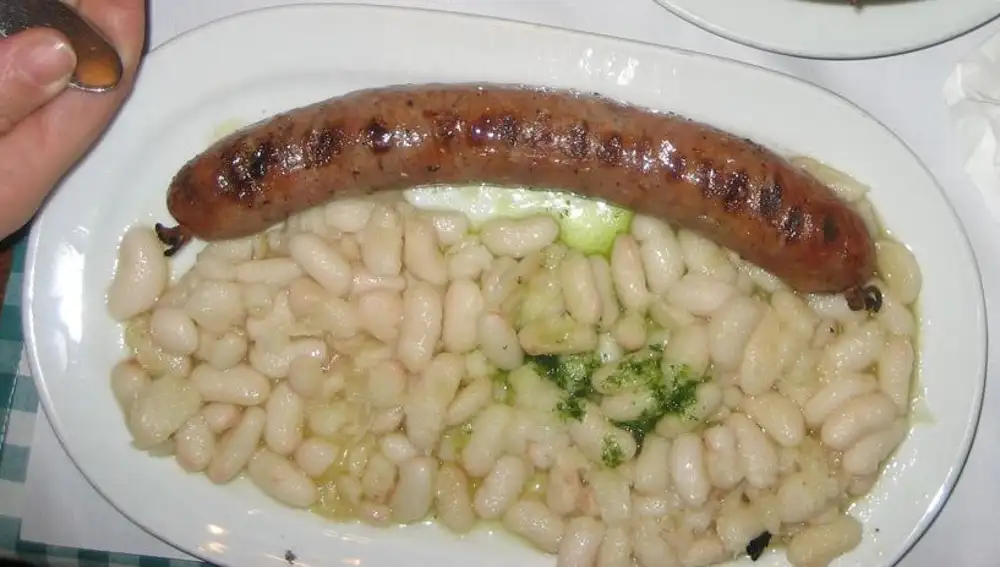 Butifarra con alubias Butifarra con alubias