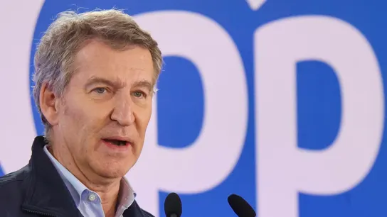 El presidente del PP, Alberto Núñez Feijóo, este sábado en un acto con militantes 'populares' en Caravaca de la Cruz (Murcia). El presidente del PP, Alberto Núñez Feijóo, este sábado en un acto con militantes 'populares' en Caravaca de la Cruz (Murcia).
