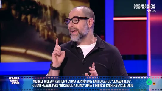 Alberto Rey desvela cuál es la versión más bizarra de 'El mago de Oz': "Lo único que se salva es la música" El periodista explica que existen versiones de todo tipo de esta popular película: desde una versión para adultos hasta otra de dibujos animados cantada por Liza Minnelli.