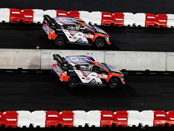 Hyundai cada vez más cerca de cerrar su triplete en el WRC Hyundai cada vez más cerca de cerrar su triplete en el WRC