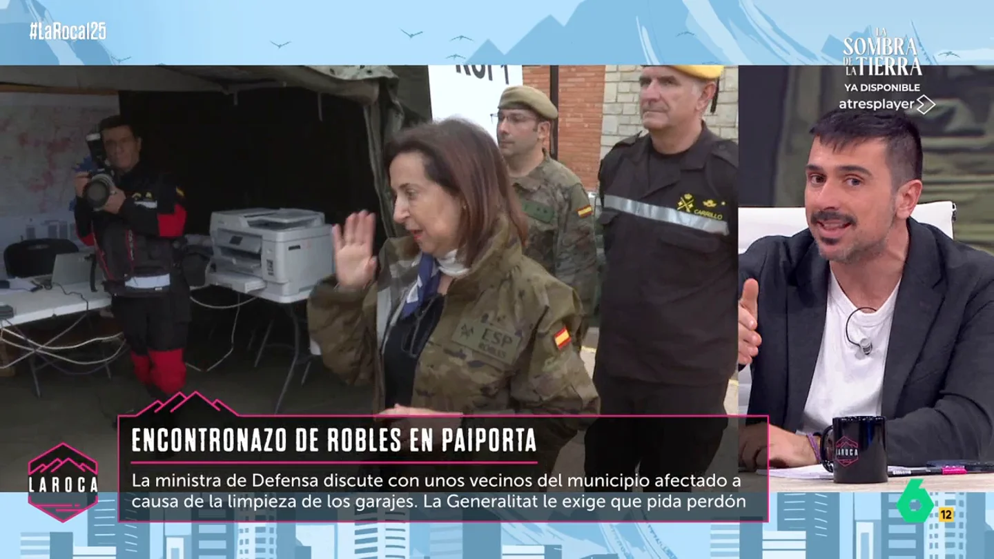 Ramón Espinar carga contra Margarita Robles por su actitud en Paiporta: "Una ministra no puede comportarse así, es una vergüenza" Ramón Espinar carga contra Margarita Robles por su actitud en Paiporta: "Una ministra no puede comportarse así, es una vergüenza"