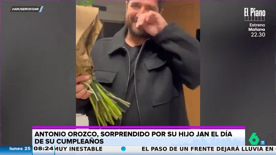 Las lágrimas de Antonio Orozco con el emotivo mensaje de su hijo por su cumpleaños: "No te puedo querer más" Las lágrimas de Antonio Orozco con el emotivo mensaje de su hijo por su cumpleaños: "No te puedo querer más"