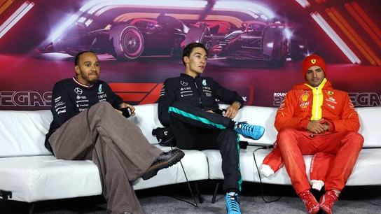 Hamilton, Russell y Carlos Sainz Hamilton, Russell y Carlos Sainz