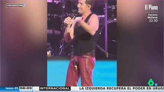 El momento viral en el que a David Bisbal se le rompe el pantalón por la entrepierna: "¿Esto qué es?" El momento viral en el que a David Bisbal se le rompe el pantalón por la entrepierna: "¿Esto qué es?"