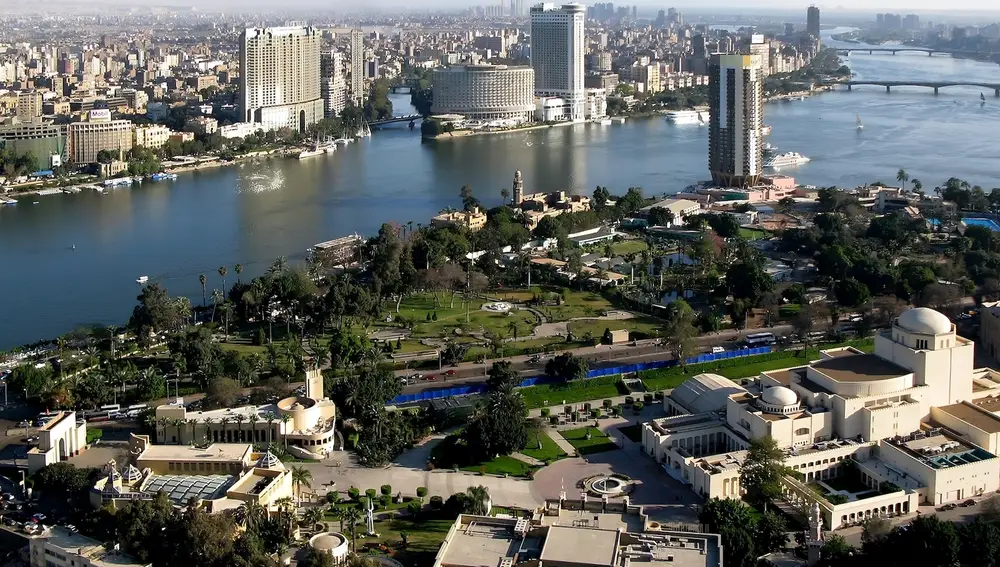 El Nilo a su paso por El Cairo El Nilo a su paso por El Cairo