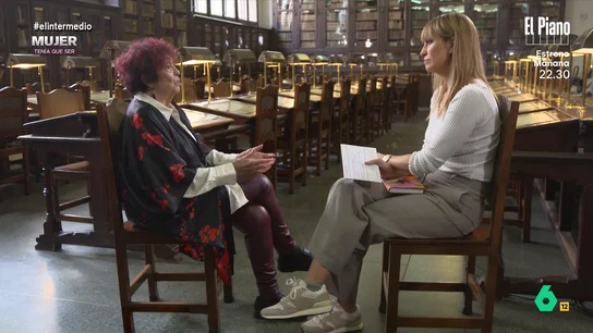 El mensaje feminista de Maruja Torres a las adolescentes: "Si te conviertes en un felpudo, solo conseguirás que te pisen" "Las mujeres somos un país colonizado y es muy difícil deshacerse del invasor", reflexiona Maruja Torres, que en esta entrevista con Sandra Sabatés muestra su miedo por que las jóvenes "piensen que si son pelotas con los tíos las querrán más".