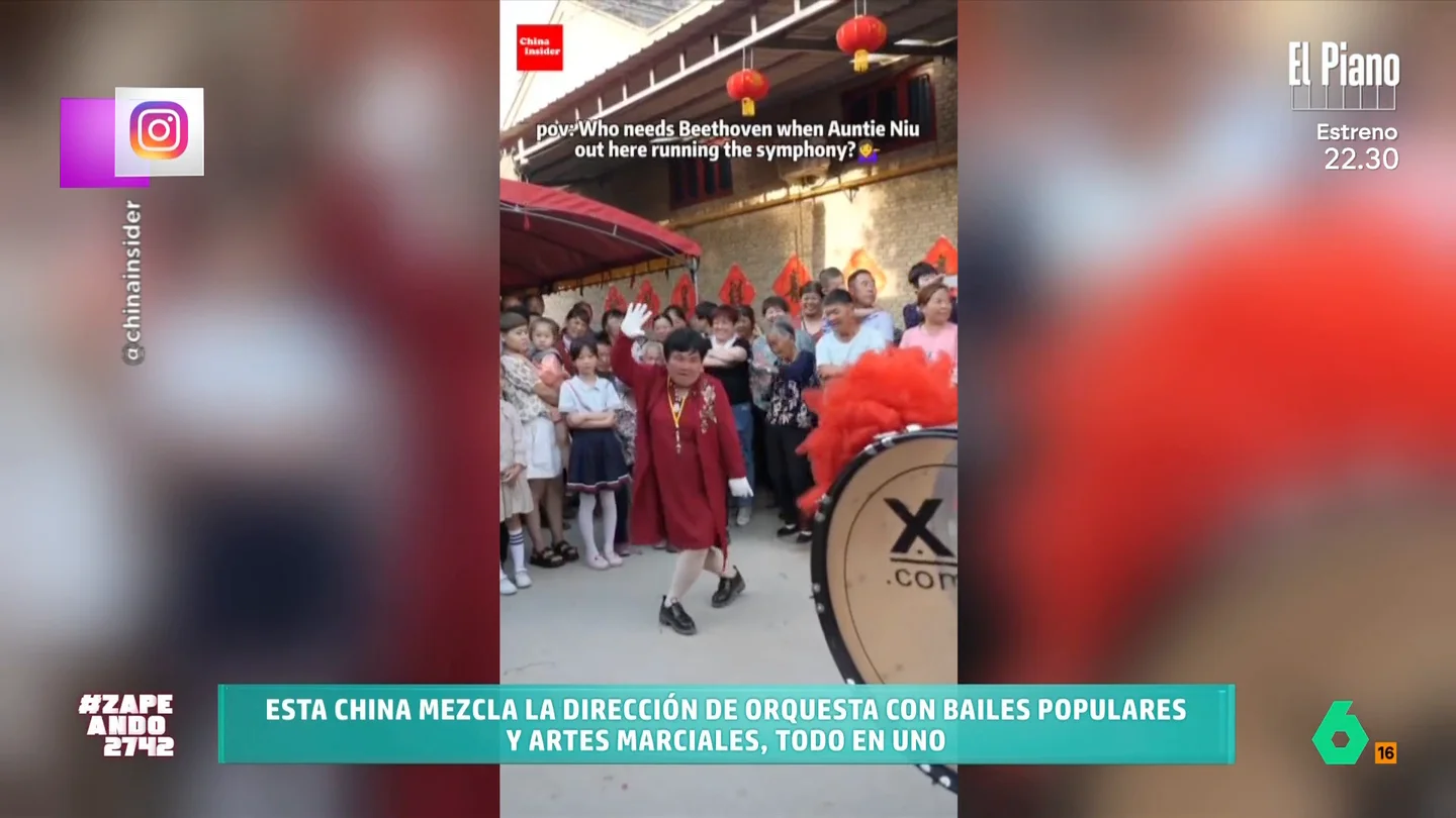 Una directora de orquesta se hace viral por sus peculiares movimientos: "Es como el baile de Donald Trump, pero en chino" Una directora de orquesta se hace viral por sus peculiares movimientos: "Es como el baile de Donald Trump, pero en chino"
