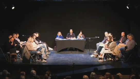Los vecinos de Aldaia estallan en un pleno ante la falta de ayudas Los vecinos de Aldaia estallan en un pleno ante la falta de ayudas
