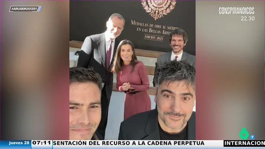 Del selfie de Estopa con los reyes a la emoción de Gemma Cuervo: así fue la entrega de las Medallas de Oro al Mérito en las Bellas Artes Del selfie de Estopa con los reyes a la emoción de Gemma Cuervo: así fue la entrega de las Medallas de Oro al Mérito en las Bellas Artes