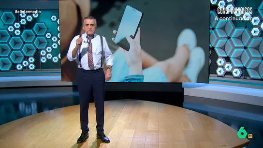 Wyoming reflexiona sobre la adicción a las redes: "A Zuckerberg o Musk el nombre que más les cuadra es el de camellos" Wyoming analiza en este vídeo sobre la decisión de Australia de prohibir el acceso a las redes sociales a los menores de 16 años, así como una adicción a las redes sociales que "no beneficia a nadie salvo a los cuatro que se forran con ello".