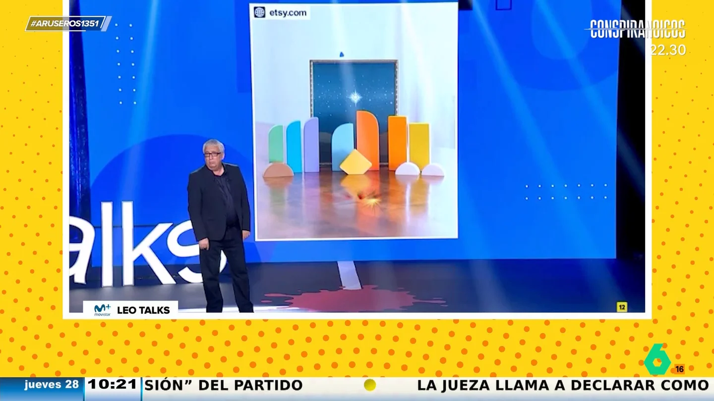 Leo Harlem, a los belenes minimalistas: "Algunos ven una burra y un buey, ¡yo veo dos fichas de dominó!" Leo Harlem, a los belenes minimalistas: "Algunos ven una burra y un buey, ¡yo veo dos fichas de dominó!"