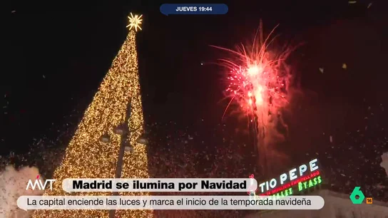 El encendido del árbol de la Puerta del Sol de Madrid El encendido del árbol de la Puerta del Sol de Madrid