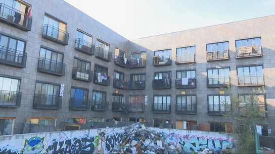 El Ayuntamiento de Madrid pretende desalojar a 200 familias sin recursos de hotel abandonado Imagen del hotel